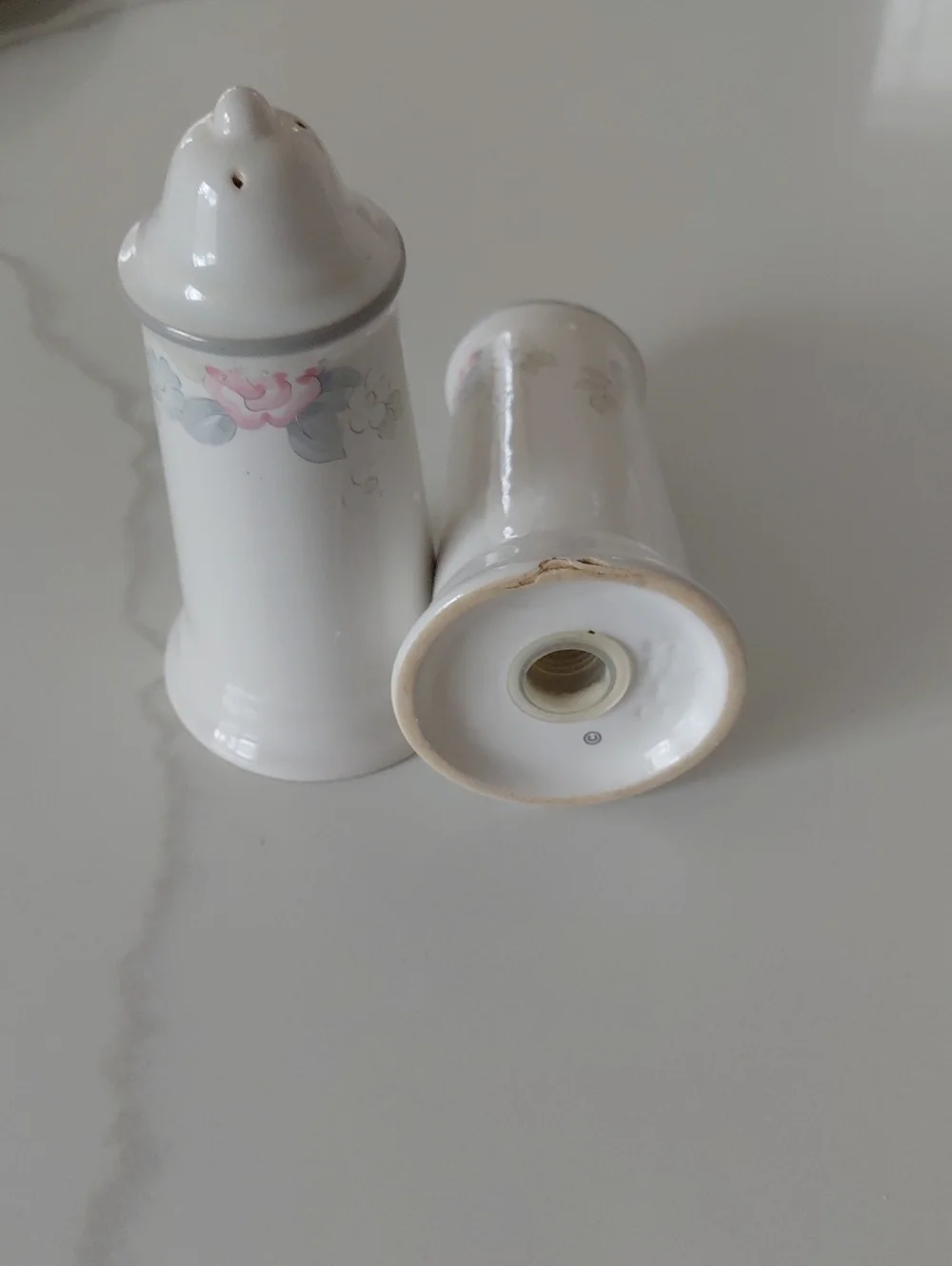 Pfaltzgraft Wyndham Salt and Pepper Shakers - White with Pink Roses